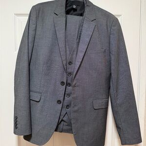 Men's Gray Three-Piece Suit